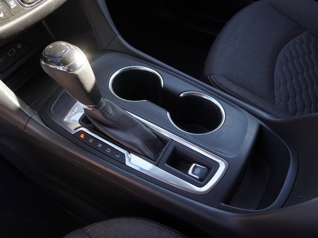 Used 2021 Chevrolet Equinox LT image 20