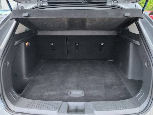 Used 2025 Chevrolet Trax LT w/ LT Convenience Package FWD image 28