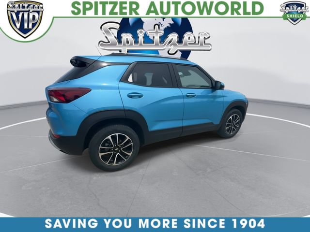 Used 2025 Chevrolet TrailBlazer LT AWD/4WD image 9