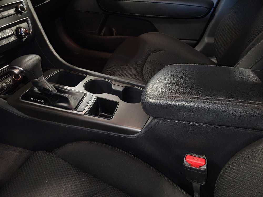 Used 2019 Kia Optima LX FWD image 26