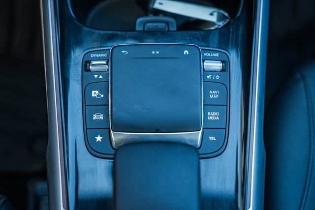 Used 2023 Mercedes-Benz GLB 250 4MATIC image 33