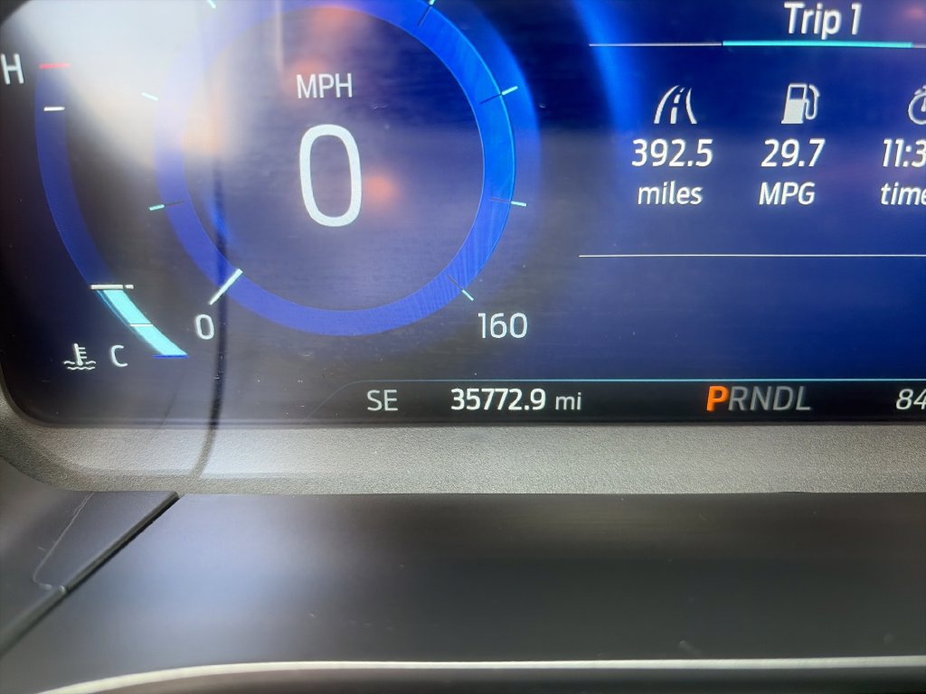Used 2022 Ford Escape SEL w/ Technology Package FWD image 17