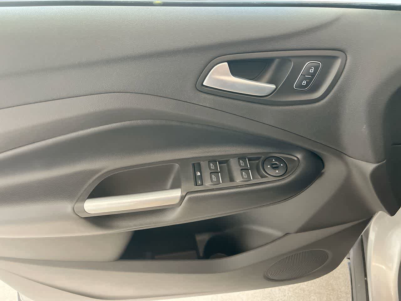 Used 2019 Ford Escape SE AWD/4WD image 13