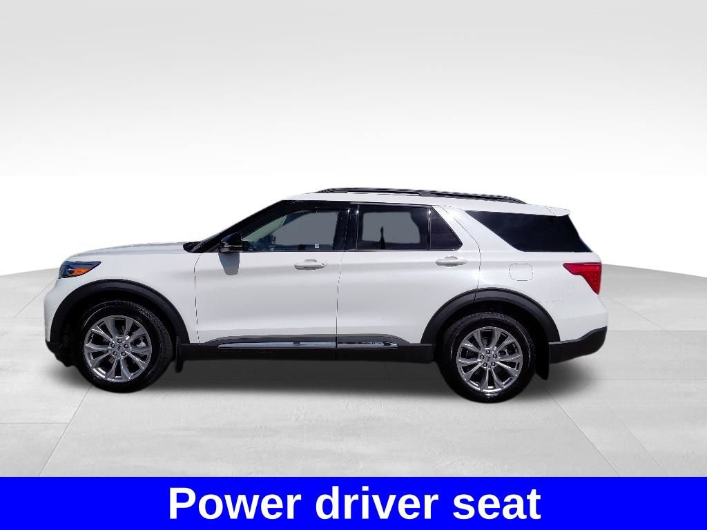 Used 2023 Ford Explorer XLT w/ Equipment Group 202A AWD/4WD image 20