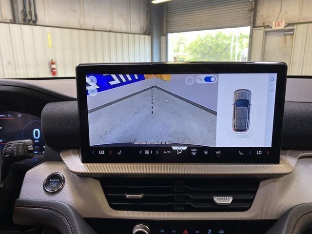 Used 2026 Ford Explorer Active RWD image 46