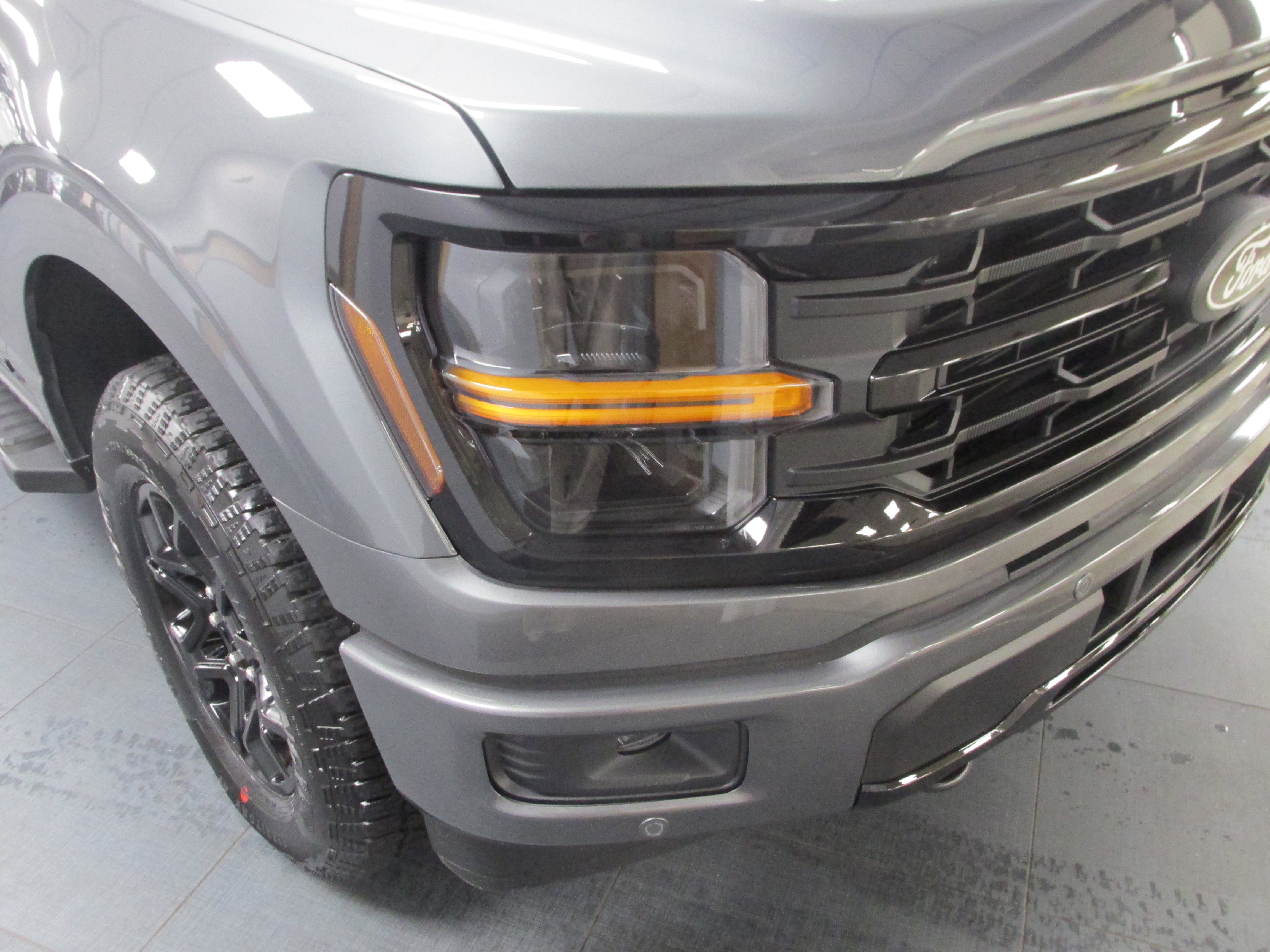 New 2026 Ford F150 XLT w/ Equipment Group 302A MID image 9