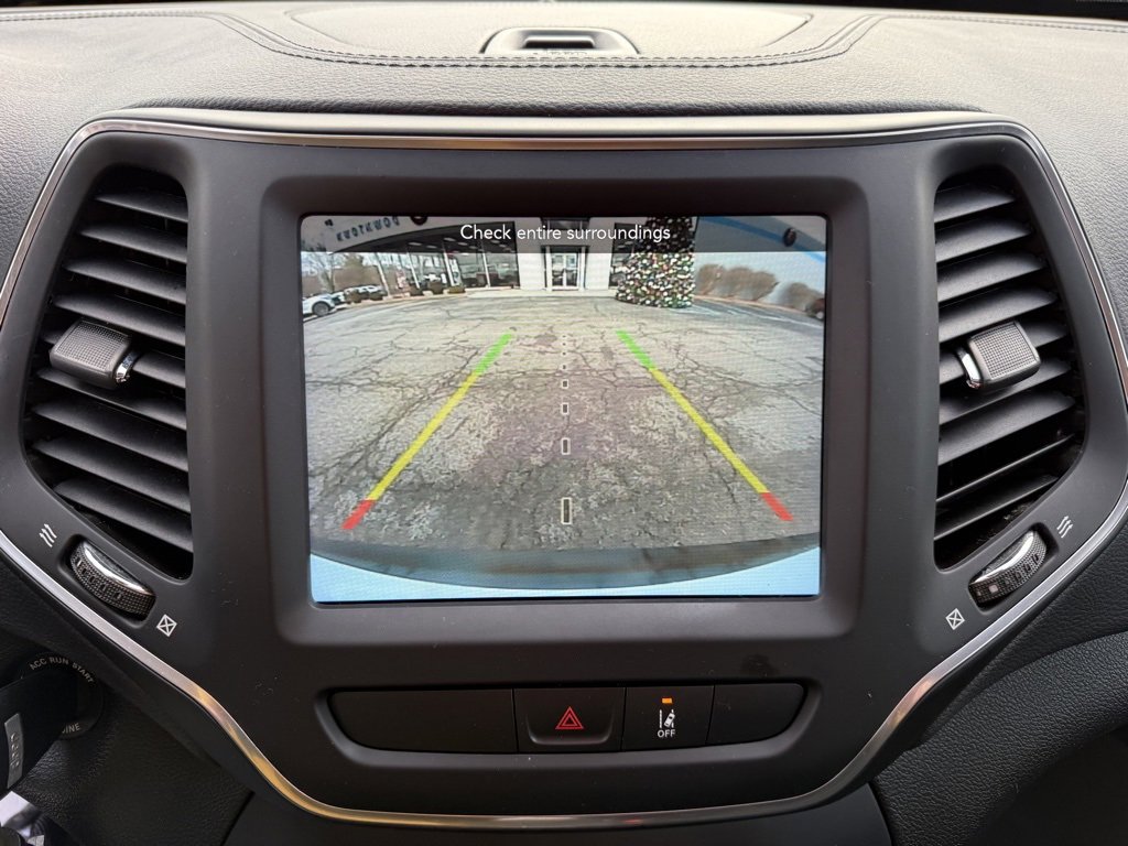 Used 2022 Jeep Cherokee Latitude w/ Trailer Tow Group image 22