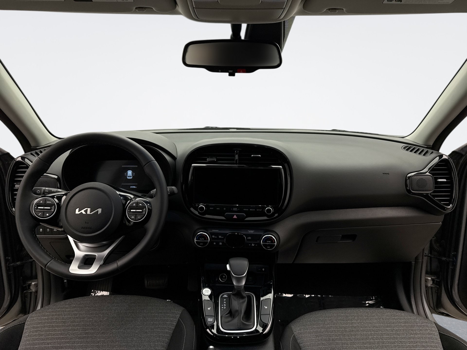 Used 2025 Kia Soul EX FWD image 14