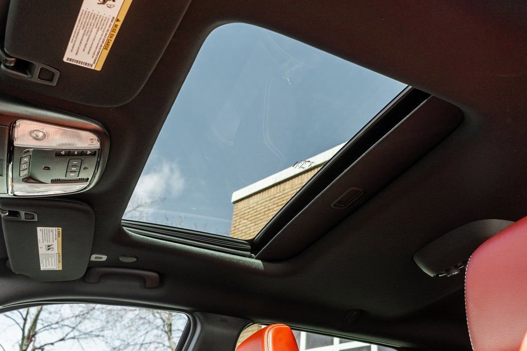 Used 2023 Dodge Durango SRT image 33