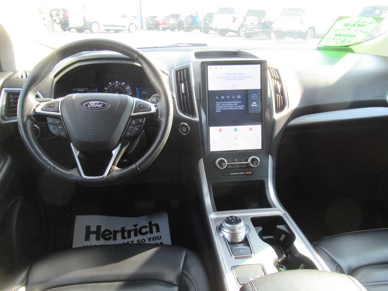 Used 2024 Ford Edge SEL AWD/4WD image 15