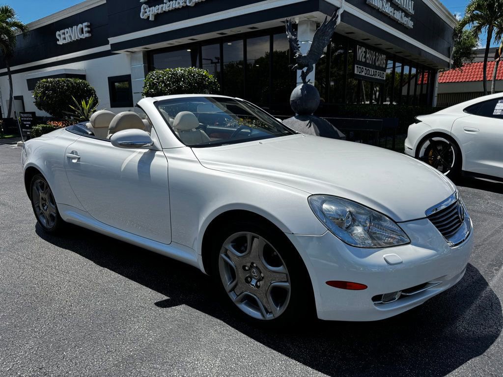 Used 2007 Lexus SC 430 Convertible RWD image 3
