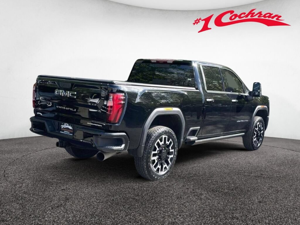 Used 2025 GMC Sierra 2500 Denali Ultimate AWD/4WD image 7