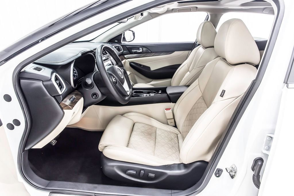 Used 2018 Nissan Maxima Platinum image 29