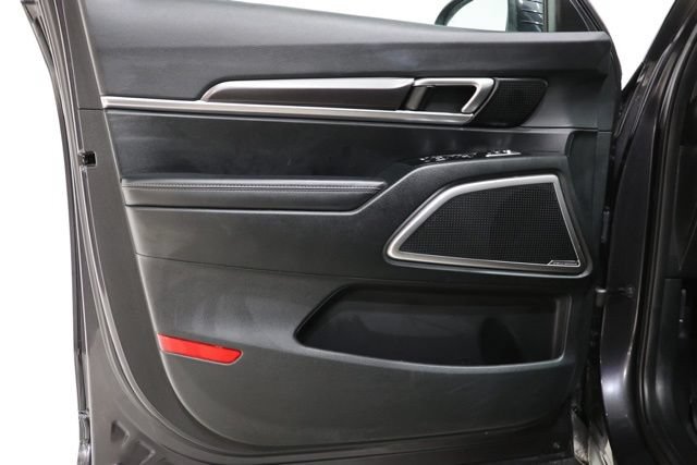 Used 2025 Kia Telluride S AWD/4WD image 19