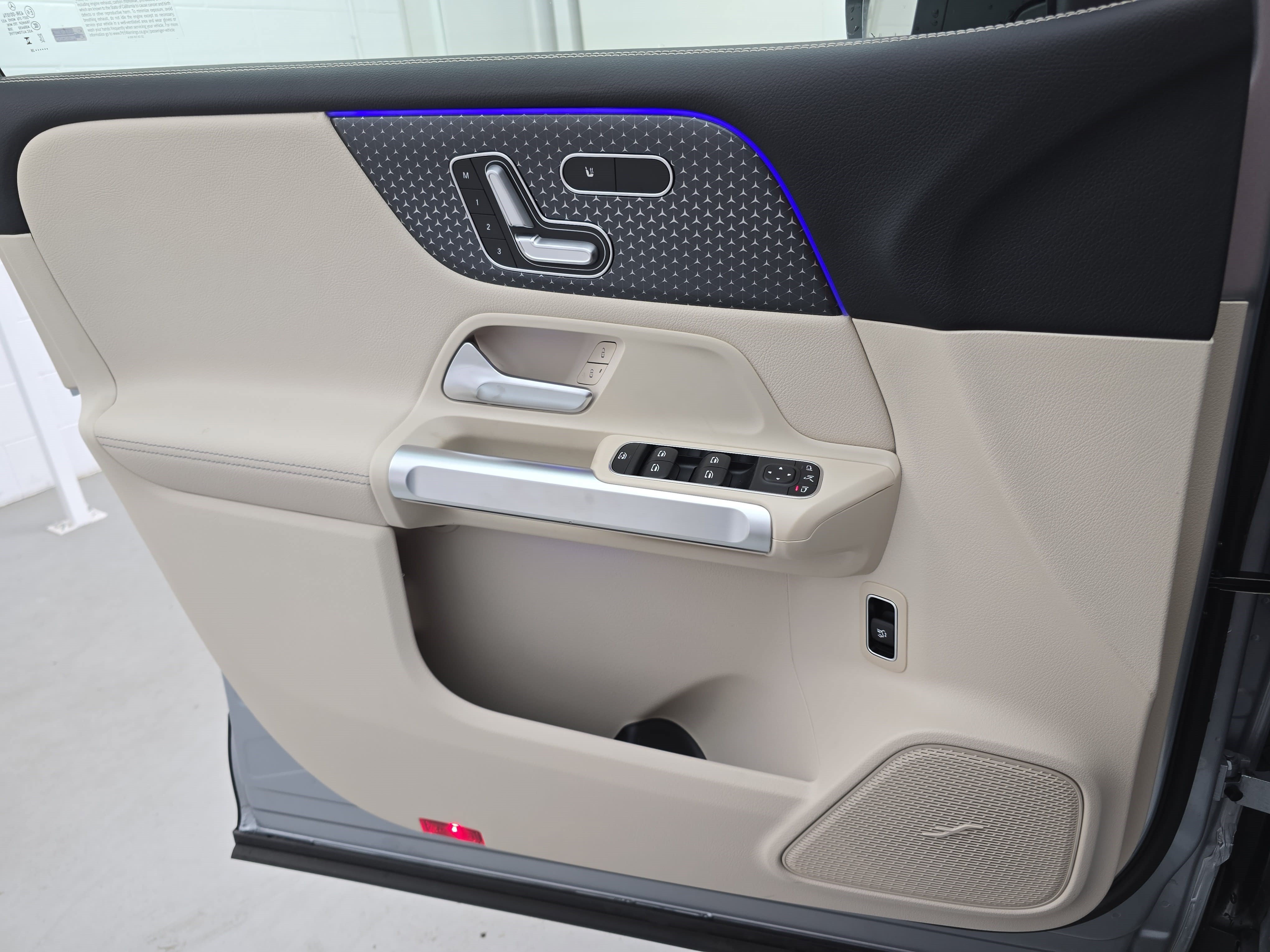 New 2026 Mercedes-Benz GLB 250 image 27