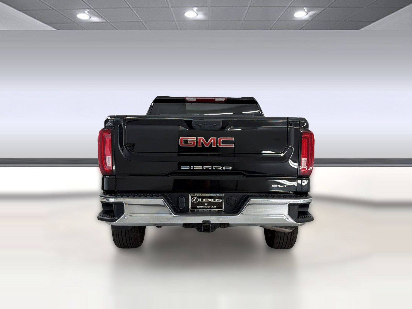 Used 2025 GMC Sierra 1500 SLT AWD/4WD image 10