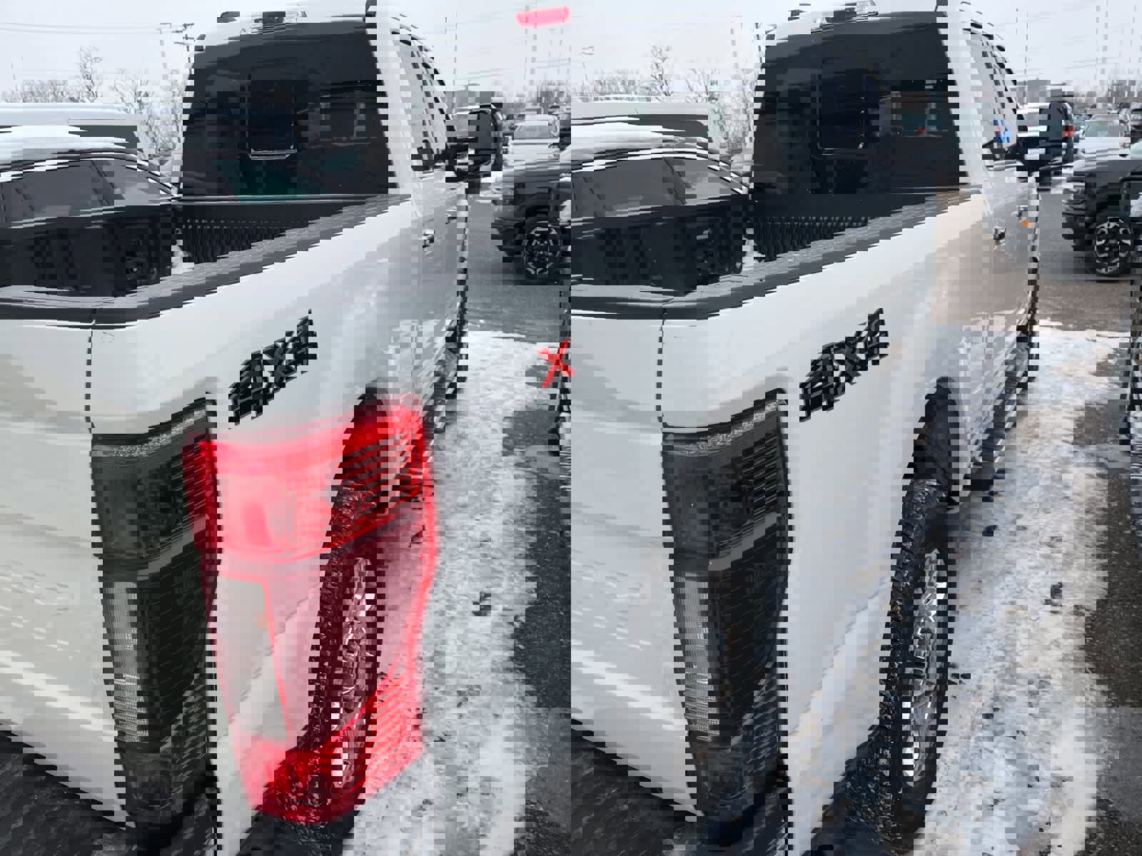 Used 2022 Ford F350 Lariat w/ Lariat Ultimate Package image 17