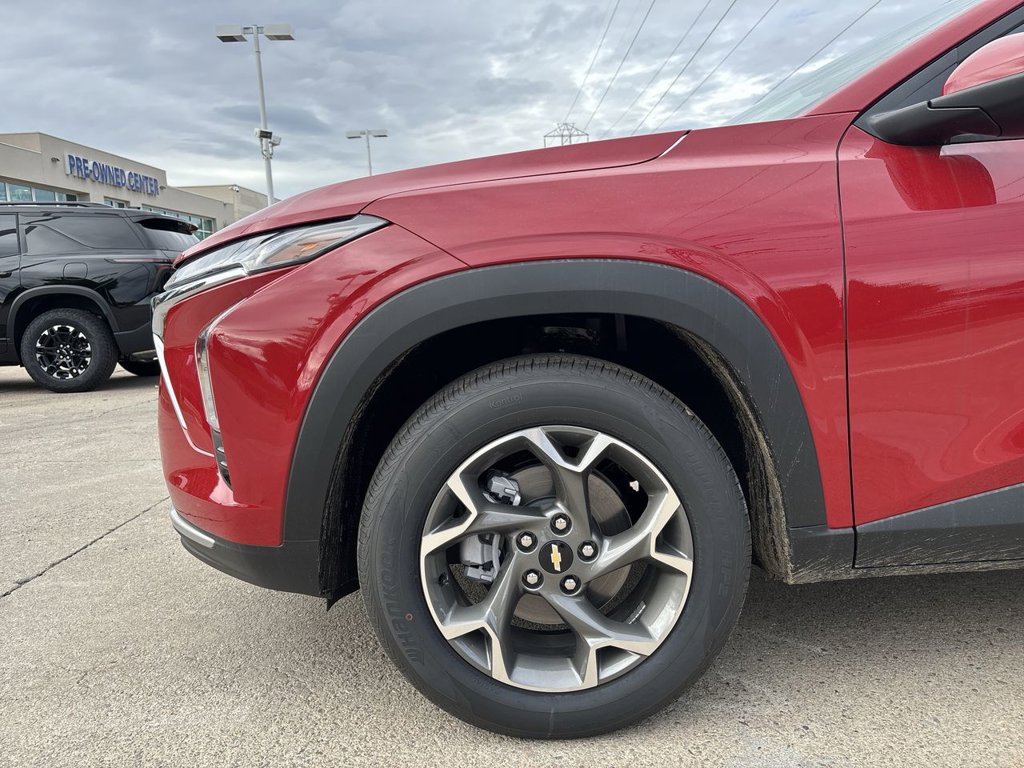 New 2026 Chevrolet Trax LT w/ Sunroof Package FWD image 35