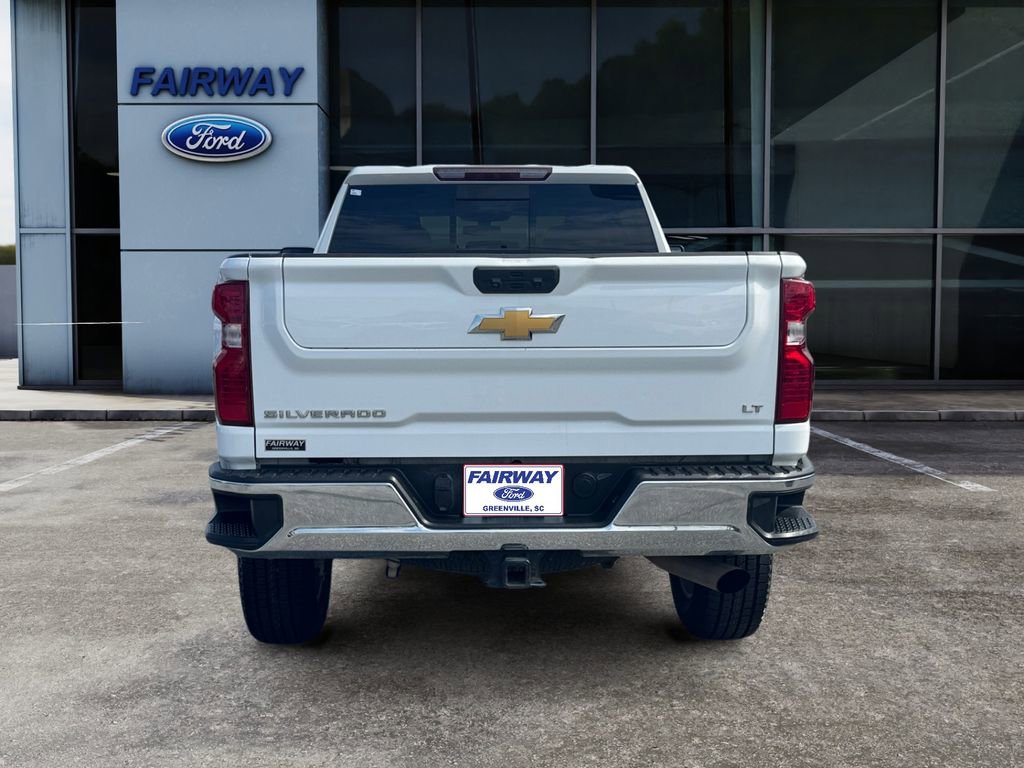 Used 2022 Chevrolet Silverado 2500 LT w/ Convenience Package image 5