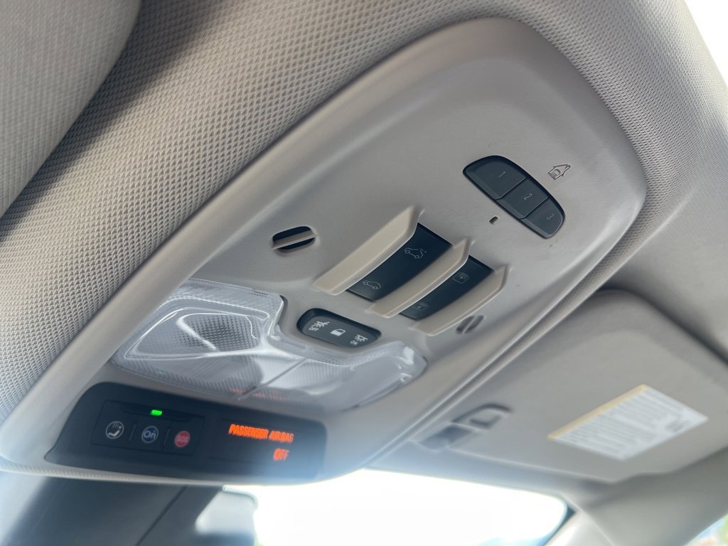 Used 2023 Buick Encore GX Essence w/ Experience Buick Package image 39