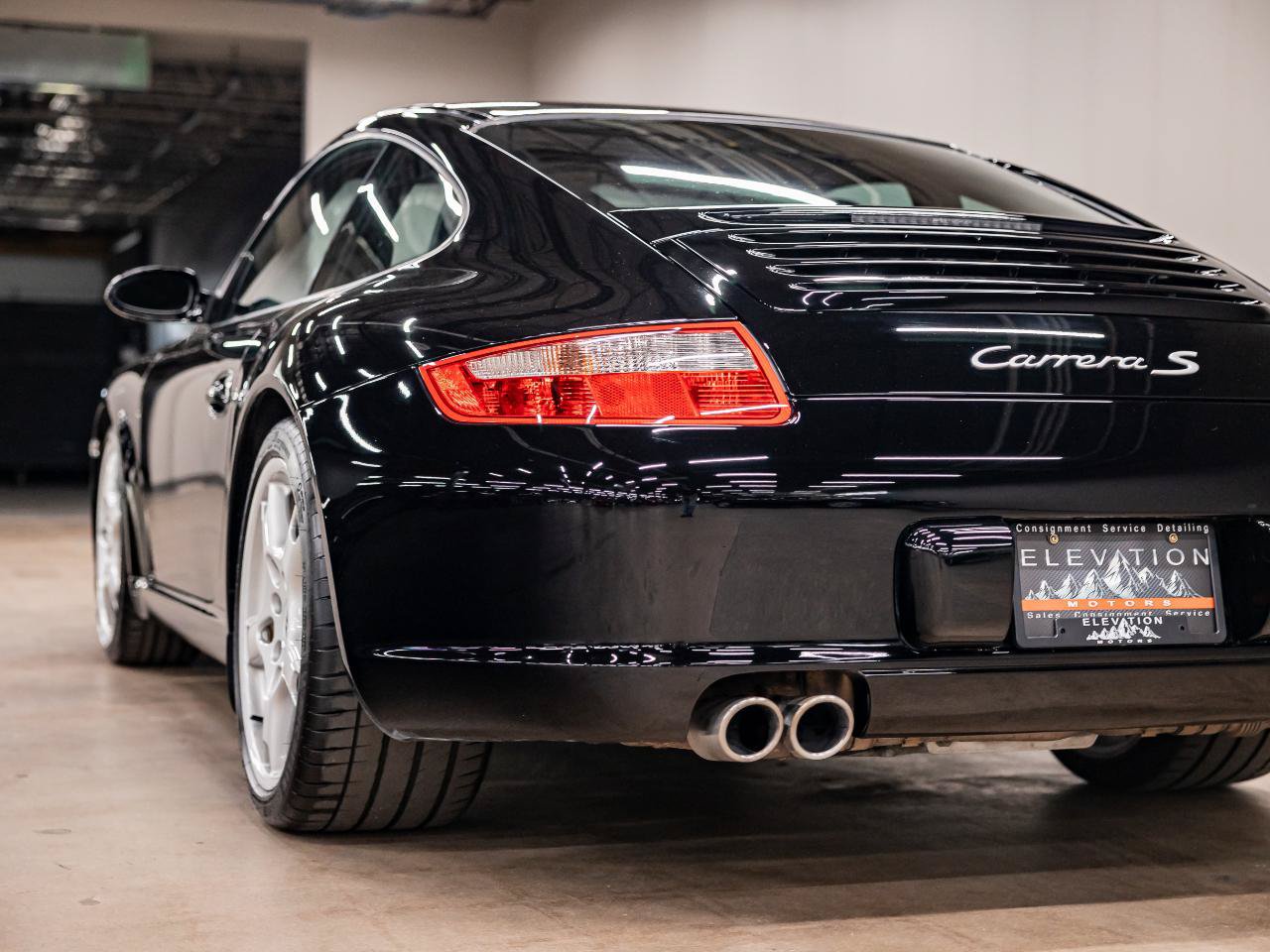 Used 2005 Porsche 911 Carrera S RWD image 34
