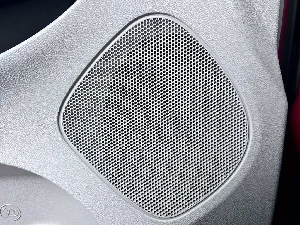 Used 2014 RAM C/V Tradesman w/ UConnect Hands-Free Group image 6