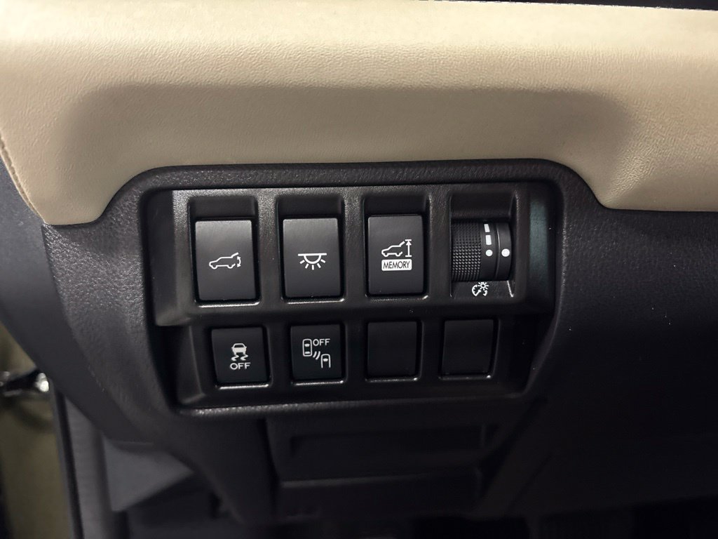 Used 2022 Subaru Ascent Touring AWD/4WD image 18