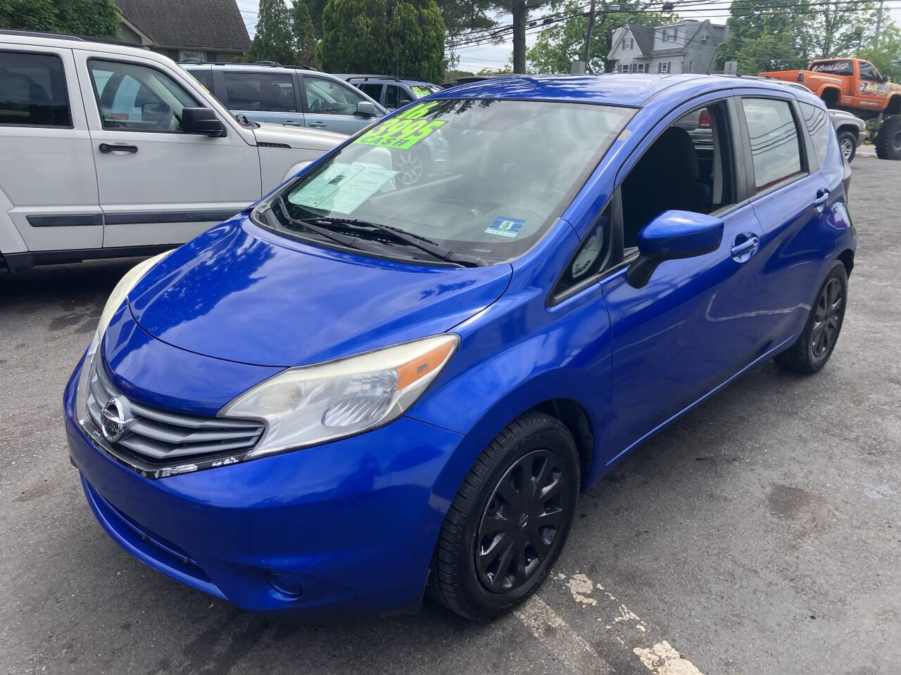 Used 2016 Nissan Versa Note SV FWD image 3