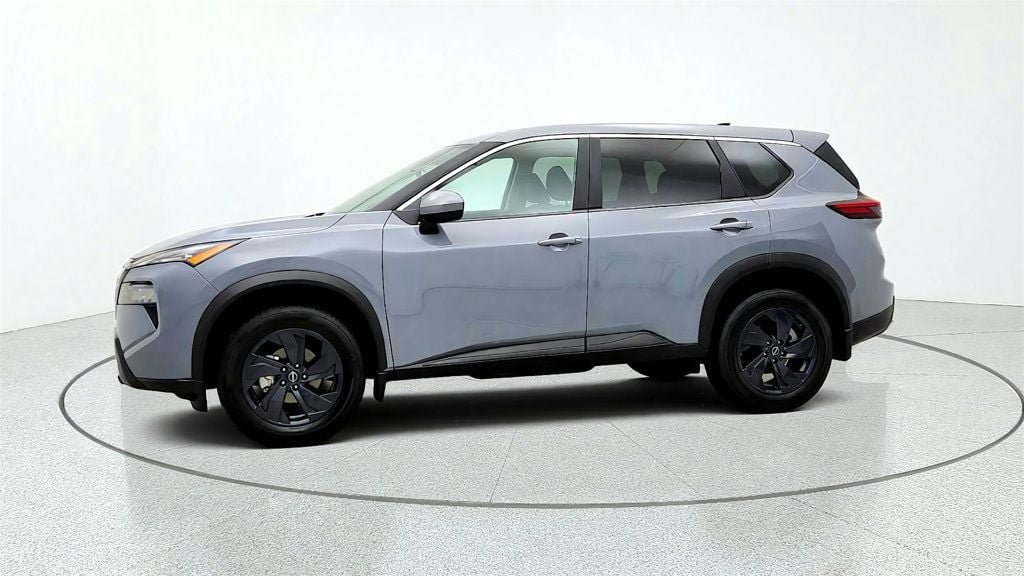 Used 2026 Nissan Rogue SV FWD image 16