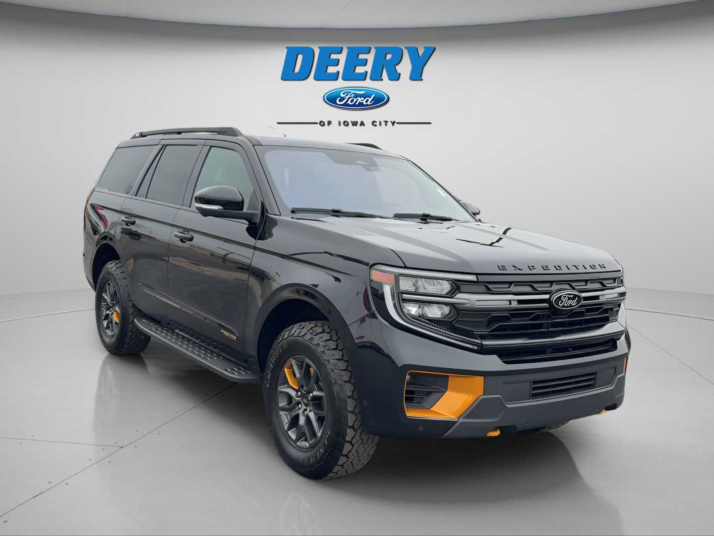 Used 2025 Ford Expedition Tremor image 1