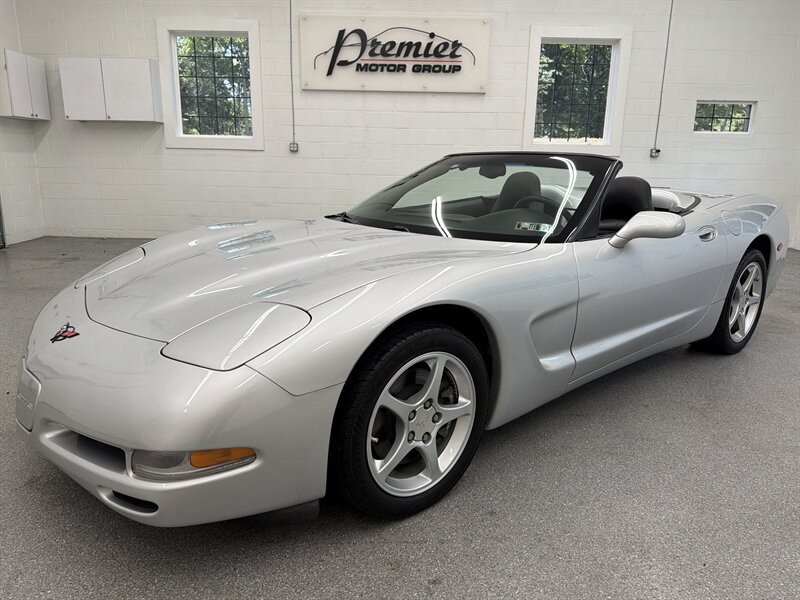 Used 2001 Chevrolet Corvette Convertible w/ Preferred Equipment Group1 RWD image 1