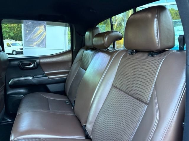 Used 2017 Toyota Tacoma Limited w/ Tow Package RWD image 25