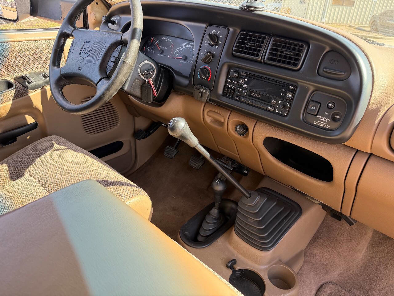Used 1998 Dodge Ram 2500 Truck 4x4 Club Cab image 30