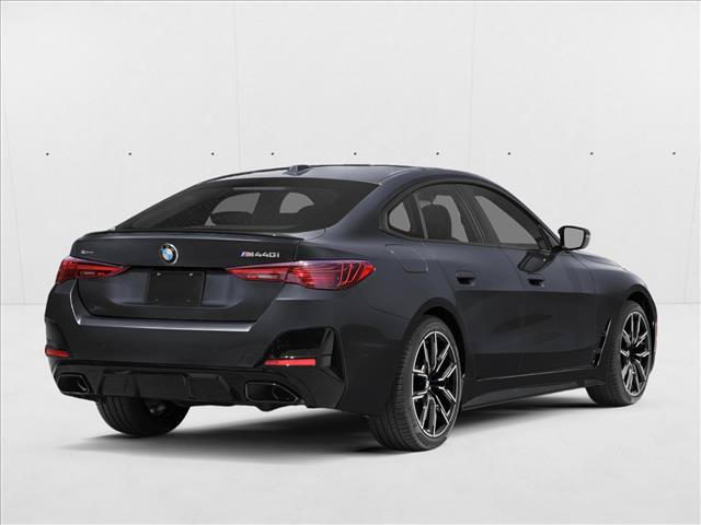 New 2027 BMW M440i RWD image 2