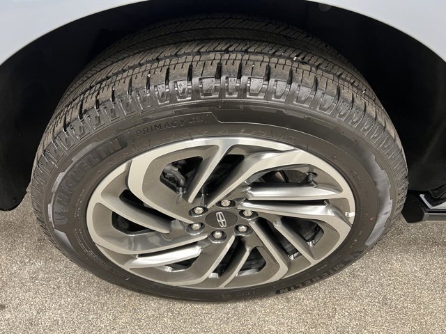 Used 2025 Lincoln Navigator L Reserve image 17