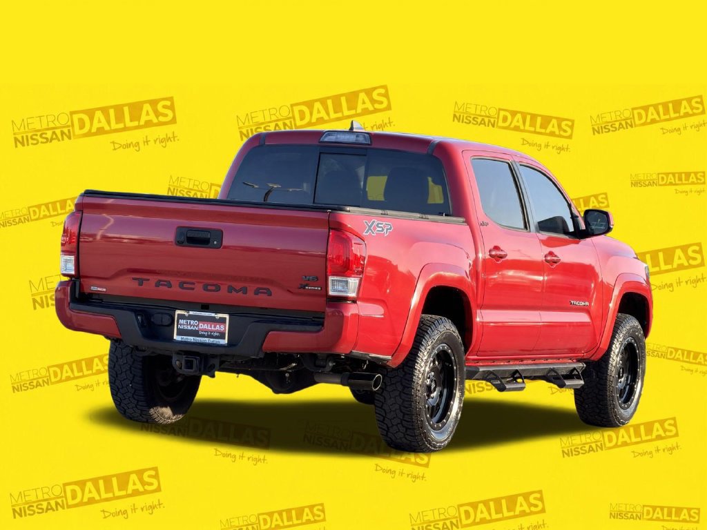 Used 2019 Toyota Tacoma SR5 RWD image 5