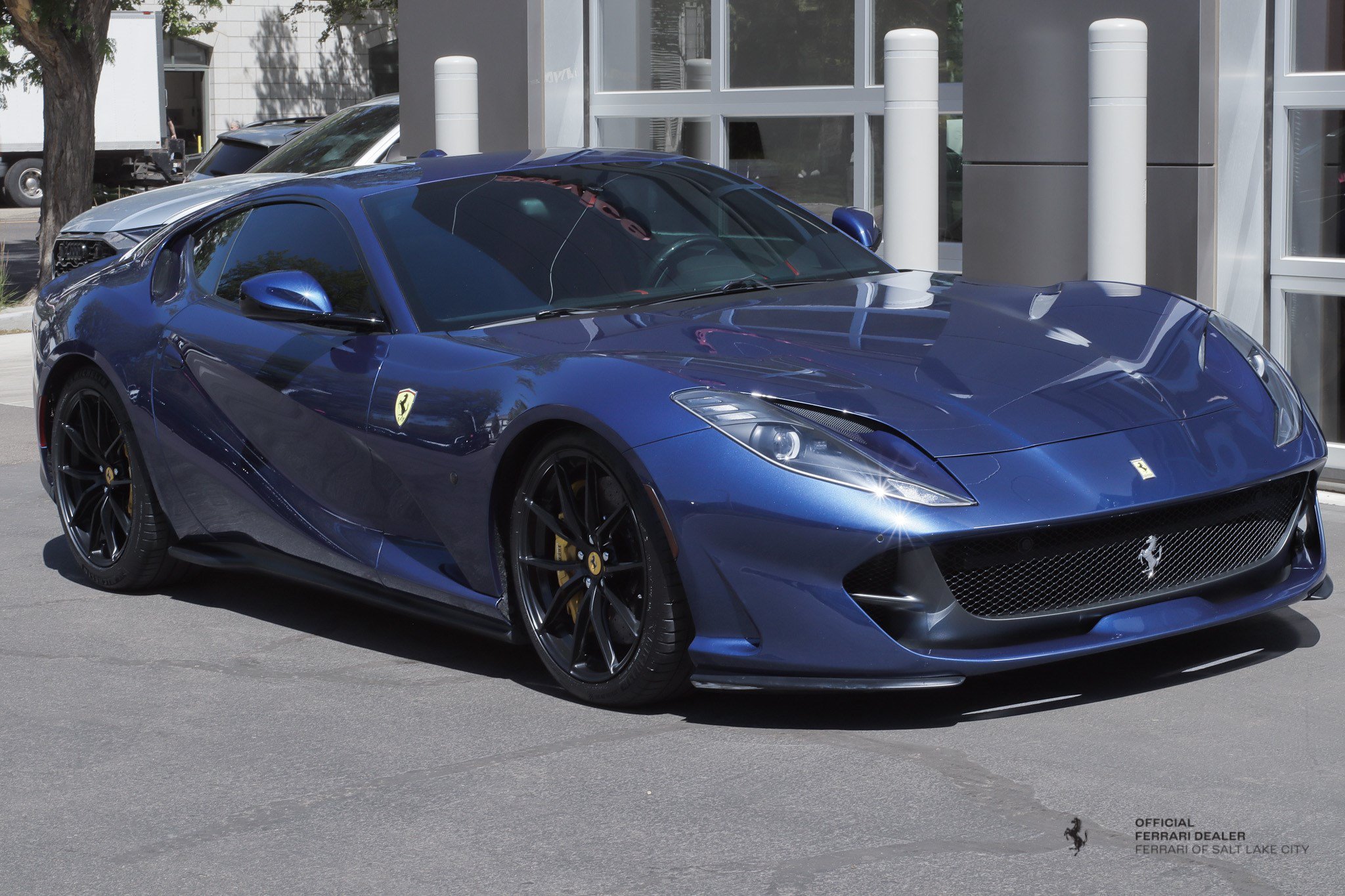 Certified 2019 Ferrari 812 Superfast RWD image 8