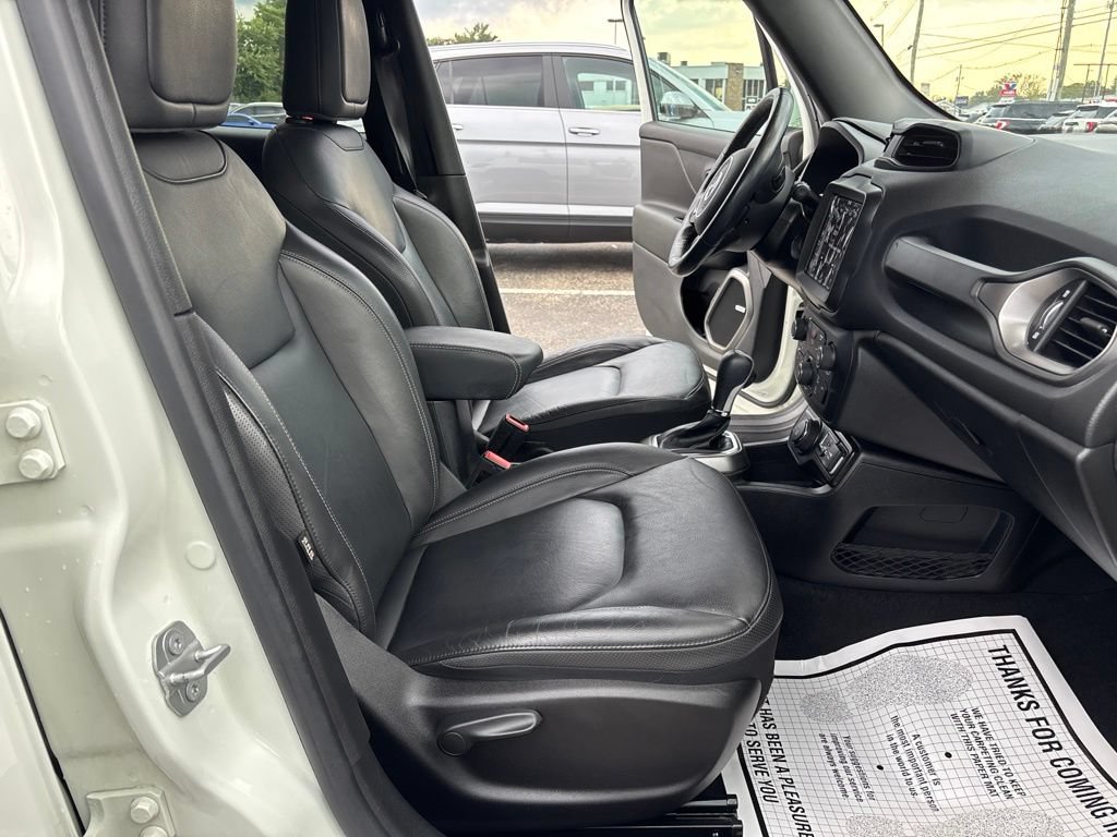 Used 2020 Jeep Renegade Altitude AWD/4WD image 37