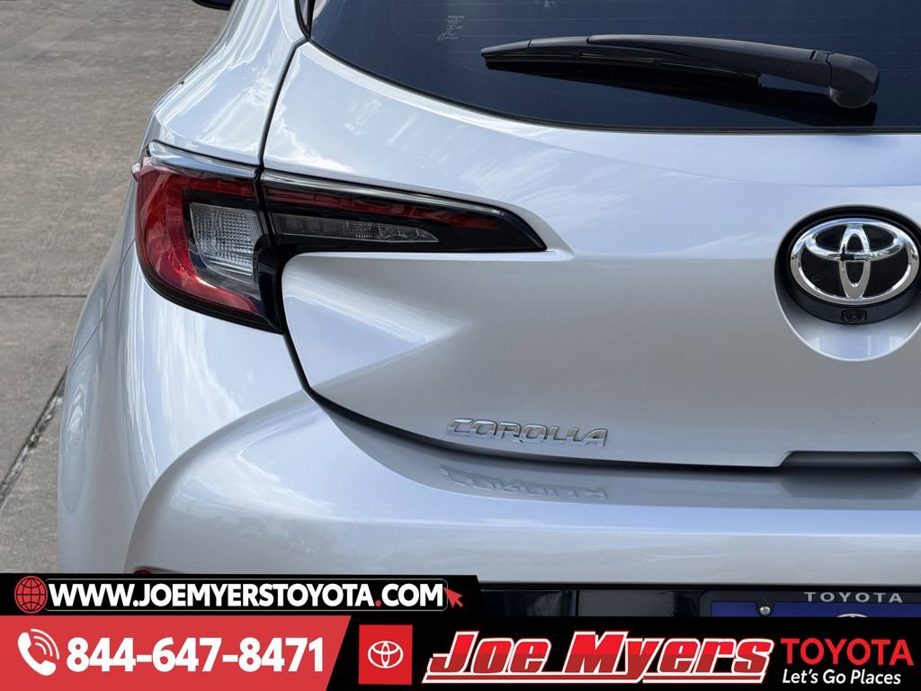 Used 2025 Toyota Corolla SE image 10