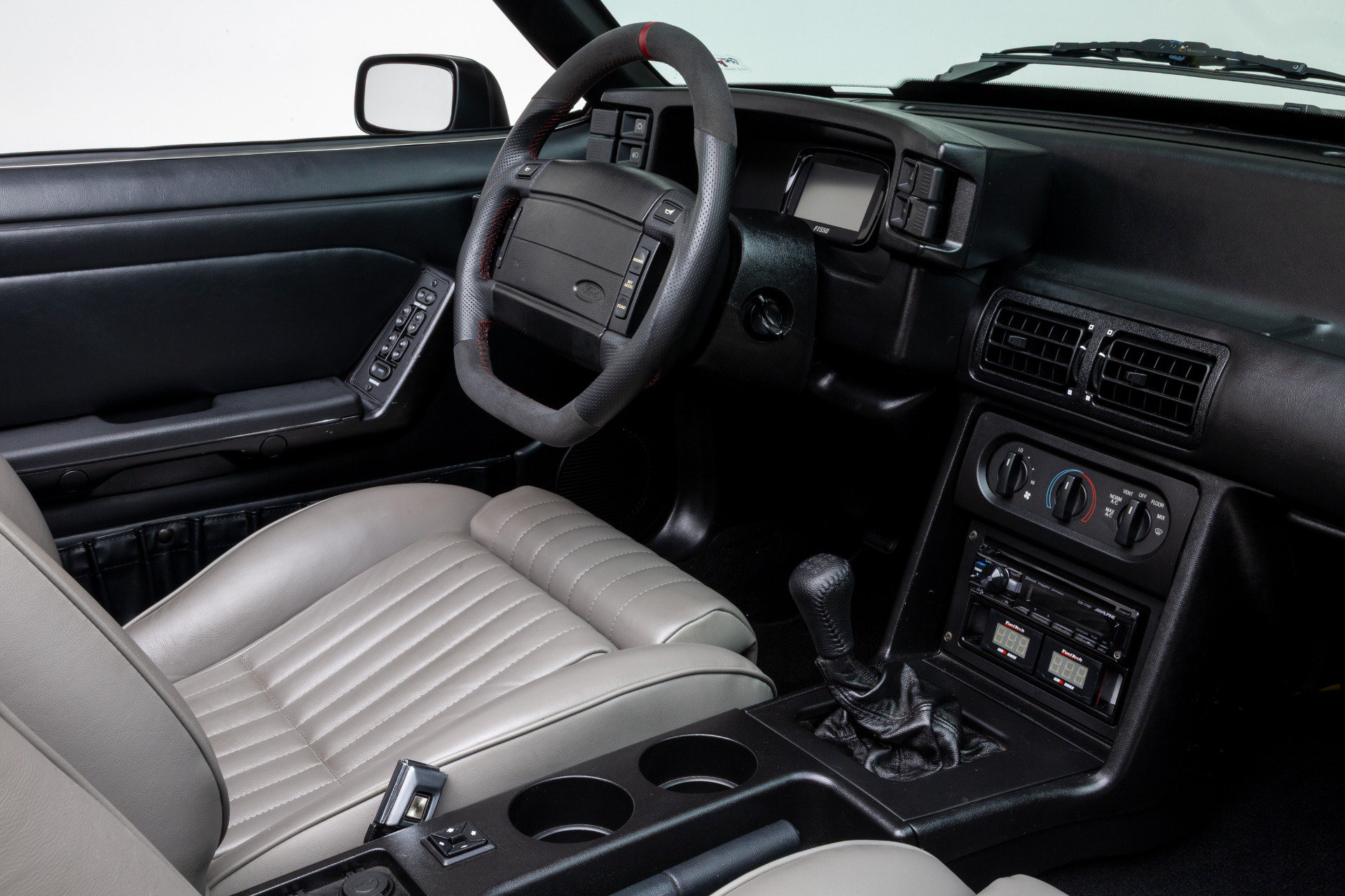 Used 1990 Ford Mustang GT RWD image 38