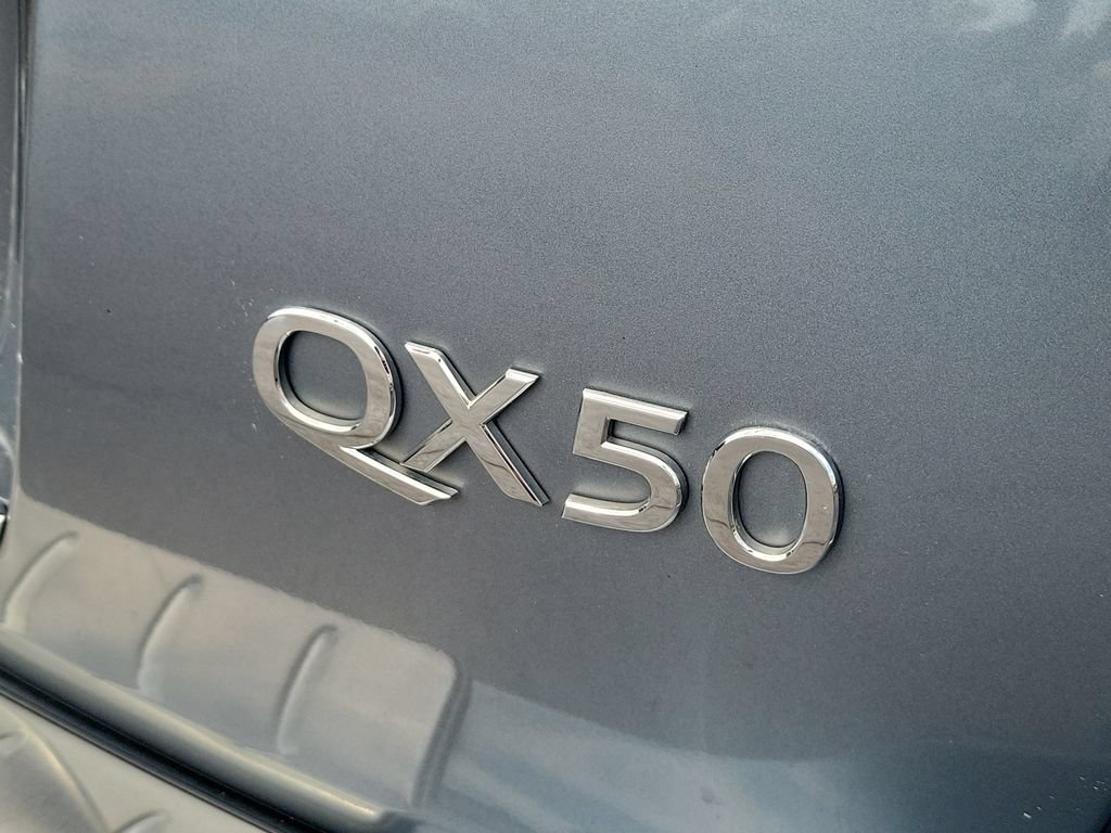 Used 2016 INFINITI QX50 AWD w/ Premium Plus Package image 6