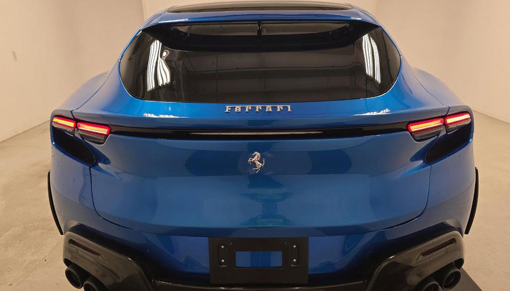 Used 2024 Ferrari Purosangue Base image 5