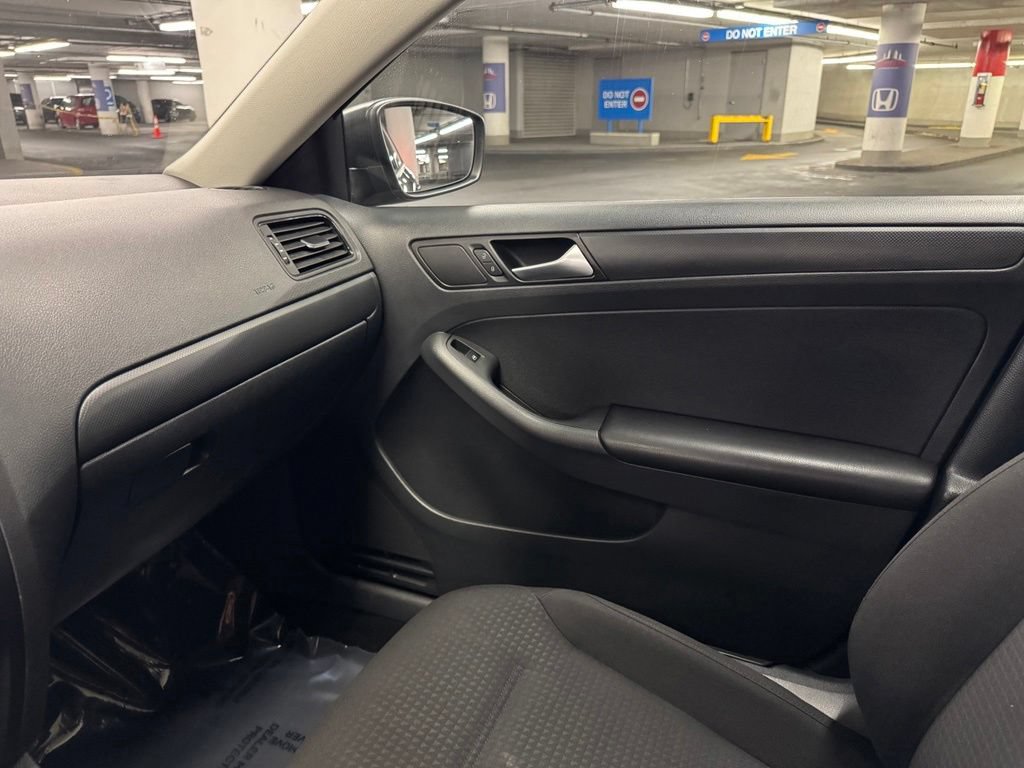 Used 2016 Volkswagen Jetta S FWD image 24