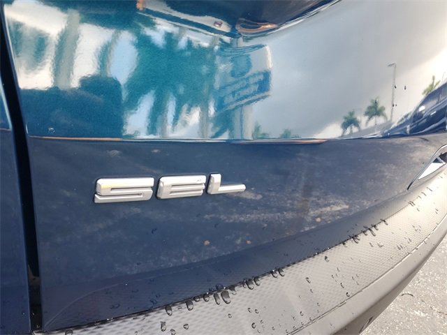 Used 2020 Ford Escape SEL image 5