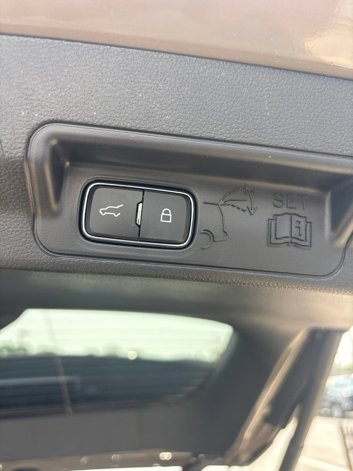 Used 2026 Ford Explorer Tremor w/ Tremor Ultimate Package AWD/4WD image 8