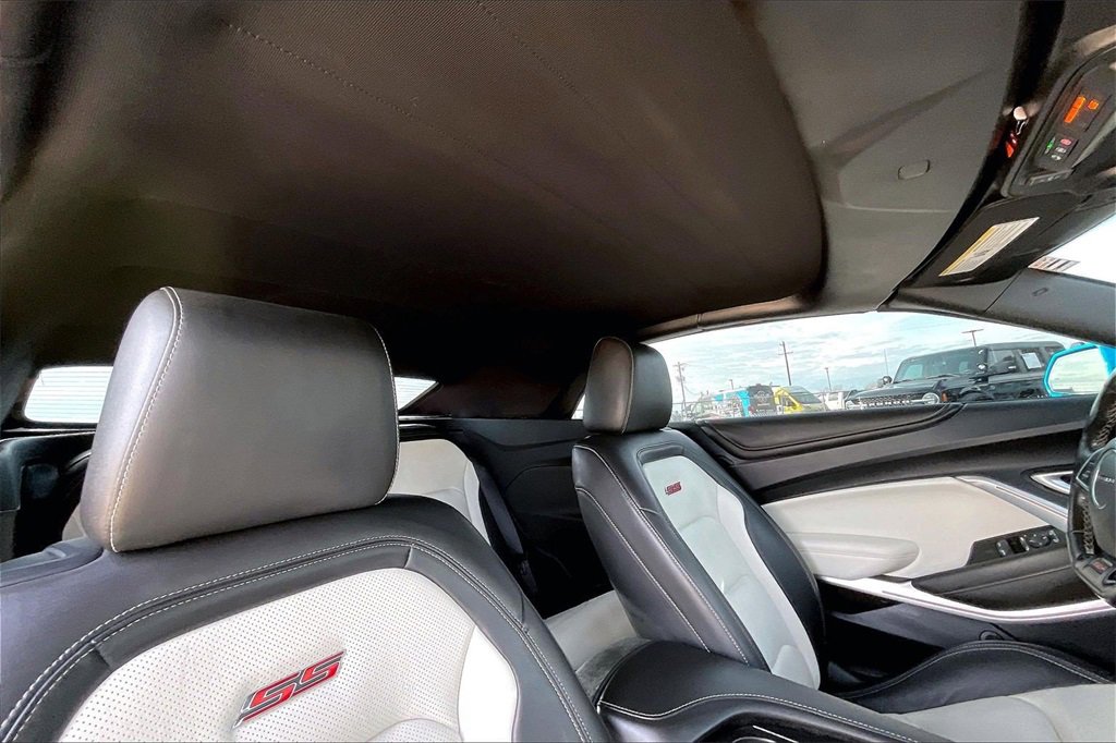 Used 2022 Chevrolet Camaro SS image 26