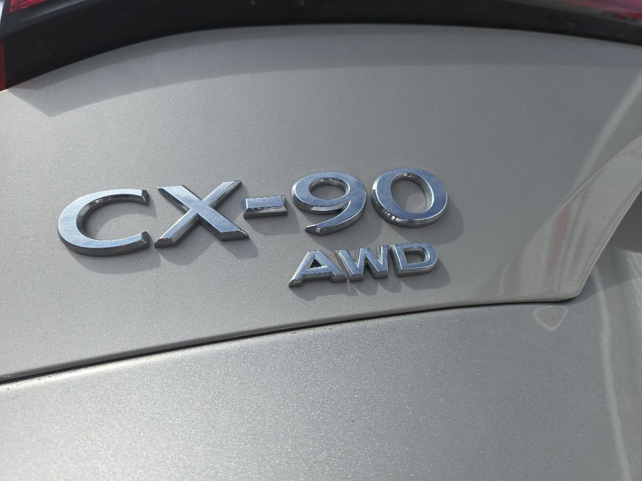 Used 2024 MAZDA CX-90 3.3 Turbo w/ Preferred Plus AWD/4WD image 11