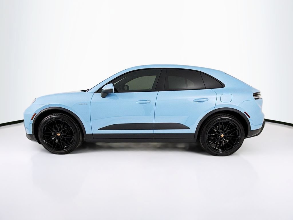 New 2026 Porsche Macan Electric RWD image 2