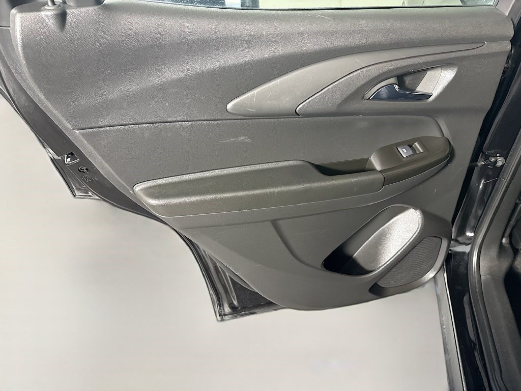 Used 2022 Chevrolet TrailBlazer RS FWD image 25