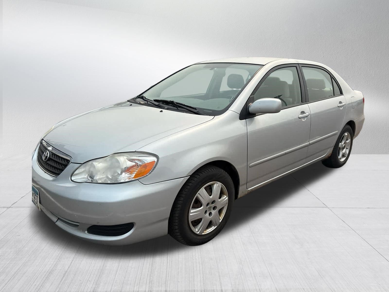 Used 2008 Toyota Corolla LE FWD image 2